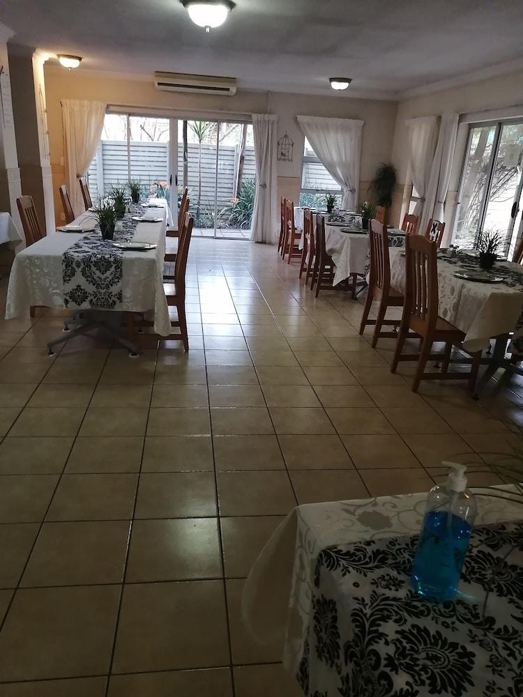 Dove'S Nest Guest House Kempton Park Eksteriør bilde