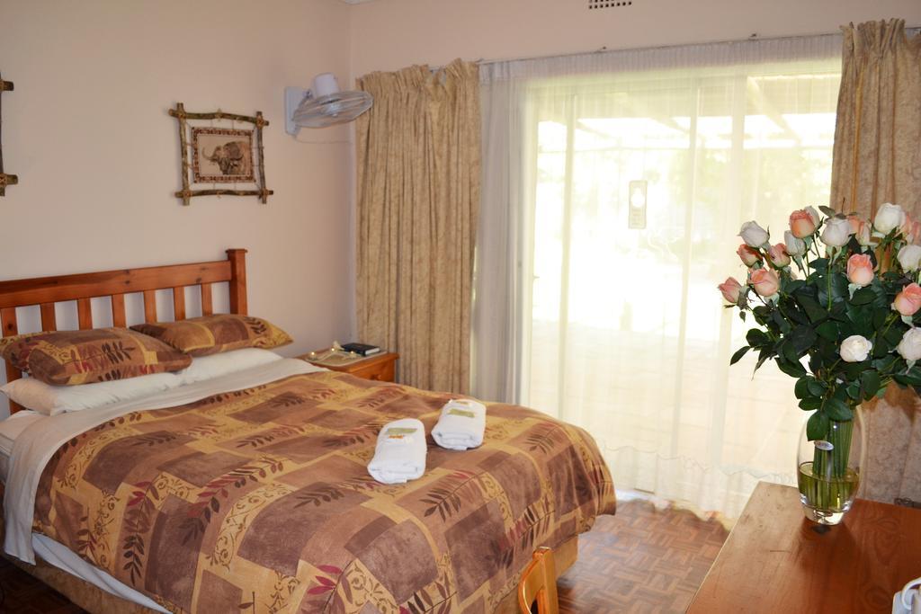 Dove'S Nest Guest House Kempton Park Eksteriør bilde