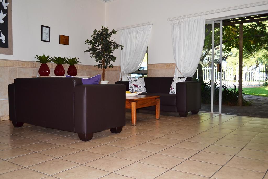 Dove'S Nest Guest House Kempton Park Eksteriør bilde